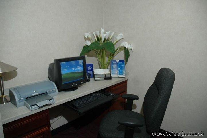 Holiday Inn Express Stephens City, An Ihg Hotel Facilities photo